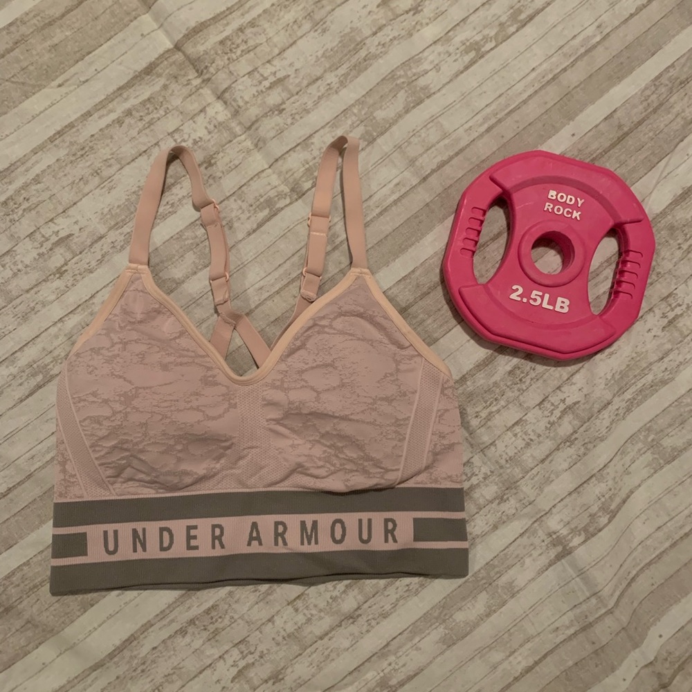 💪🏻 Under Armour Soft Pink Grey Medium Sports Bra